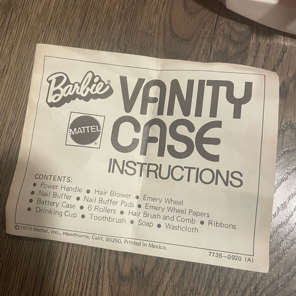 Vintage Mattel 1973 Barbie Vanity Case - Picture 4 of 10